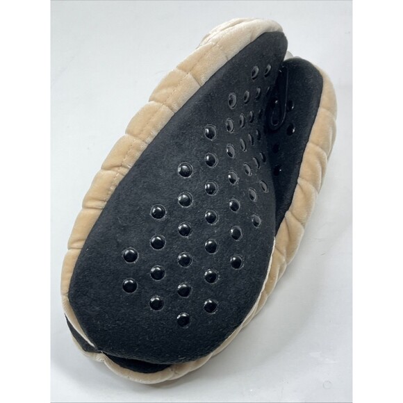 Fuzzy Babba Slipper Socks Tan Machine Washable OSFM Size 7-9.5 - Picture 5 of 8